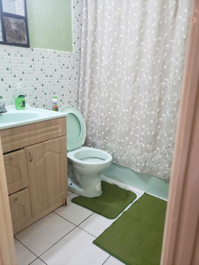 Studio Apartment! Ocho Ríos Extérieur photo